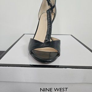 Black Stilettos! Great for a Perfect Date Night!